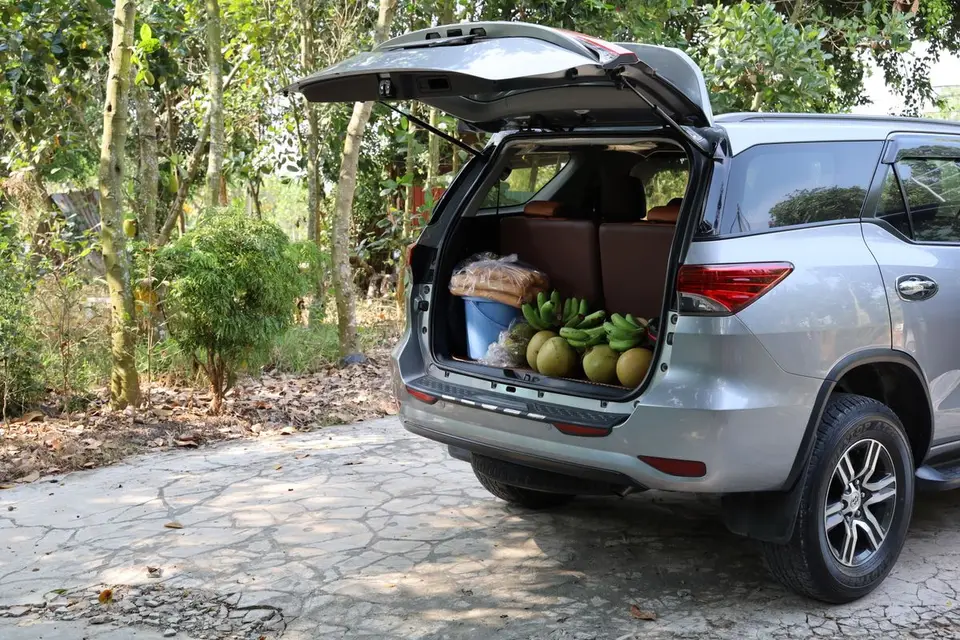 Organizador de maletero para SUV o utilitario